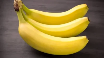 Rüyada muz görmenin anlamını, kişisel gelişim ve maddi-manevi yansımalarını keşfedin.