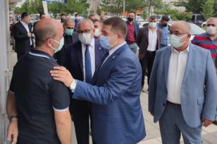 Milletvekili Sedef, Yerköy’de esnaf ve vatandaşları ziyaret etti