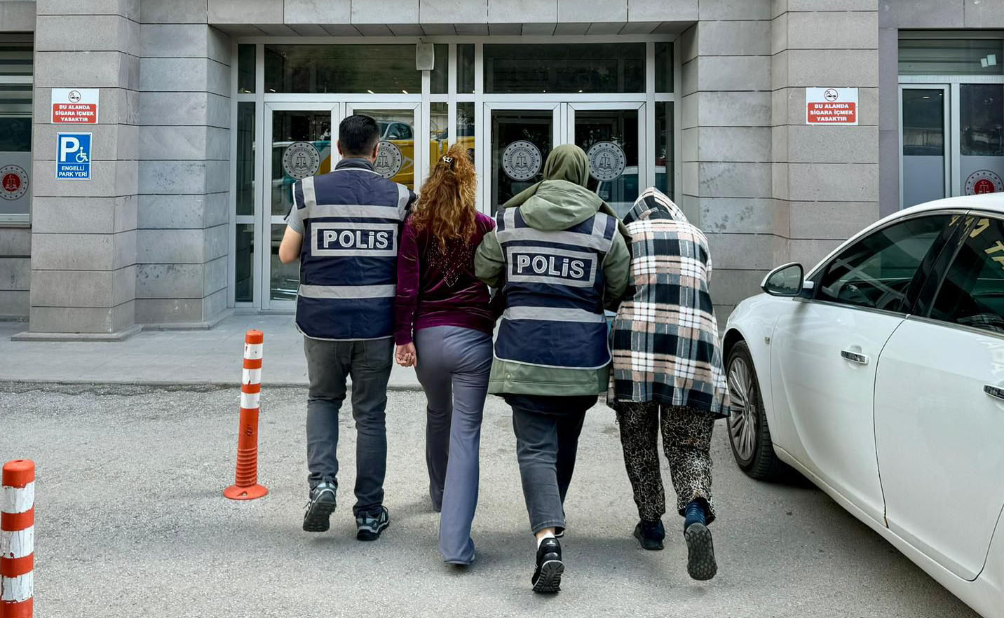 Yerköy’de Hırsızlık Şüphelisi 2 Kadın Tutuklandı
