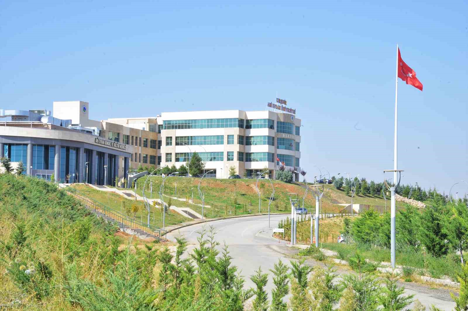 Ahi Evran Üniversitesi Başarıya