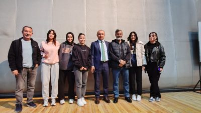 Yerköy'de "Yaşamak Her Şartta Güzeldir" Etkinliğinde Sınav Stresi ve Yazar