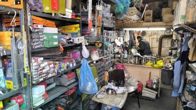 Kırşehir’de Ziraat Mühendisi Cemal Vural İşeri; tarihi Uzun Çarşı’da babasının