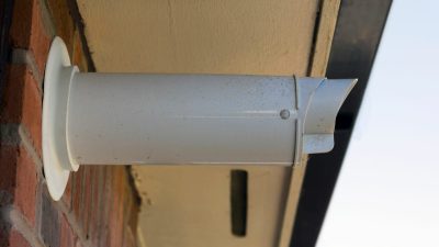 Yerköy Kaymakamlığıından yapılan açıkalmada; Kış mevsiminin gelmesiyle birlikte çatı ve