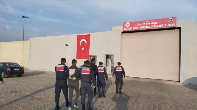 Yozgat İl Jandarma Komutanlığı ekipleri, aranan şahısların yakalanmasına yönelik yürüttüğü