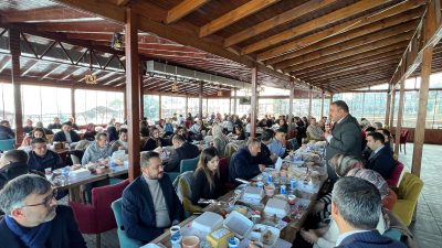 Çiçekdağı Kaymakamı Burak Dilaver Yampal, Belediye Başkanı Hasan Hakanoğlu ve