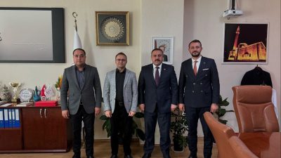 Çiçekdağı Belediye Başkanı Hasan Hakanoğlu, İlçe Başkanı Mehmet Tuğrul İşler