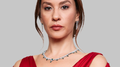Kızılcık Şerbeti, izleyicileri derin bir hikaye ve güçlü karakterlerle buluşturan