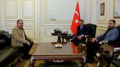 Milliyetçi Hareket Partisi İlçe Başkanı Mustafa Kılıçay ve tarım aletleri