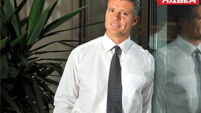 Sadettin Saran, Türkiye’nin en başarılı iş insanlarından biri olarak tanınıyor.