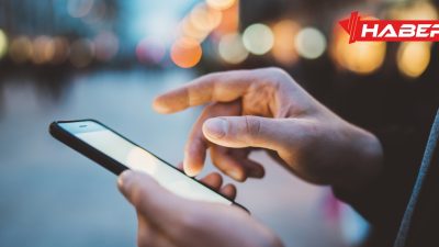 Telefon rehberinize annenizi kaydederken özel bir isim seçmek, hem aranızdaki