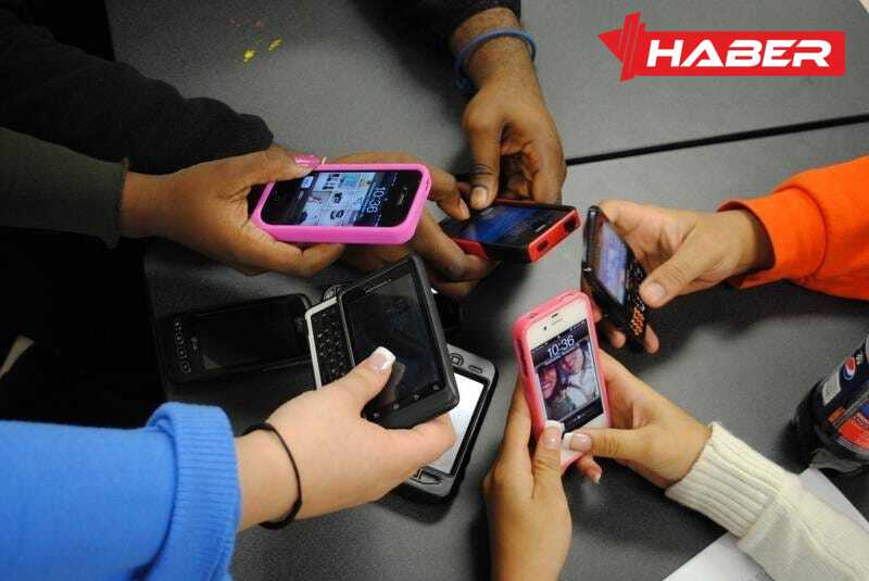 Telefon rehberinizde arkadaşlarınızı kaydederken özel ve yaratıcı isimler seçmek, ilişkinizin