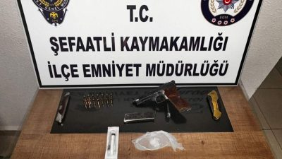 Şefaatli İlçe Emniyet Müdürlüğü ekipleri, rutin kontroller sırasında durdurulan bir