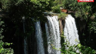 Antalya’nın doğal güzelliklerinden biri olan Düden Şelalesi, doğaseverler için harika