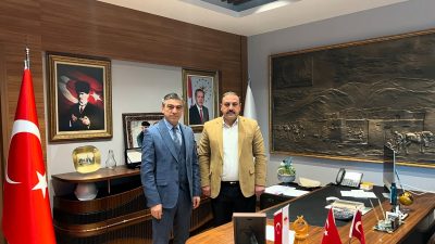 Çiçekdağı Belediye Başkanı Hasan Hakanoğlu, SGK Kırşehir İl Müdürü Hasan