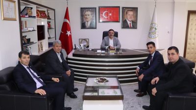 Başkentteki Yozgatlı Dernekler Federasyonu Genel Başkanı Şakir Bulut, Başkan Yardımcıları