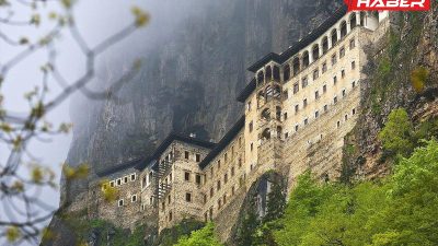 Trabzon’un Maçka ilçesinde yer alan Sümela Manastırı, tarihi dokusu ve