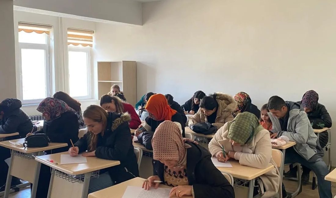 Yerköy Halk Eğitim Merkezi Müdürlüğü tarafından düzenlenen Buğdaygil Yem Bitkileri