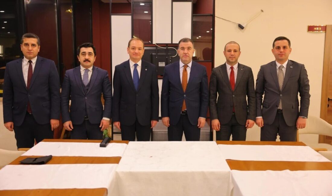 10 Ocak İdareciler Günü Bayburt Valisi Mustafa Eldivan,