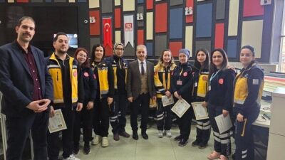 Erzincan Valisi Hamza Aydoğdu, 112 Acil Çağrı Merkezi çalışanlarını üstün
