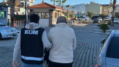 Muğla Fethiye'de 25 ayrı suçtan aranan şüpheli polis tarafından yakalandı.
