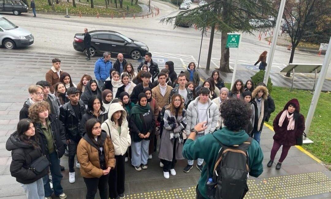 Anadolu Üniversitesi, aday öğrenciler