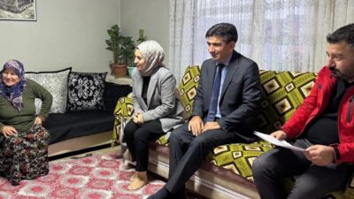 Yerköy Kaymakamı Muharrem Coşgun, eşi Şerife Coşgun ve Sosyal Yardımlaşma