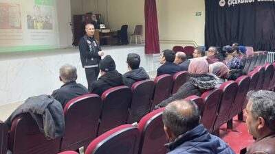 Kırşehir Valiliği koordinesinde, Kırşehir Emniyet Müdürlüğü tarafından Çiçekdağı’nda velilere yönelik