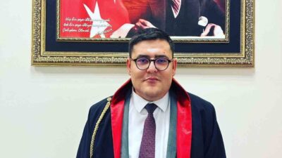 Adana'da adliyede görevli Cumhuriyet Savcısı adayı Mithat Can Yalman, otel