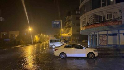 AFAD, Ayvacık açıklarında meydana gelen 5.2 büyüklüğündeki deprem sonrası saha
