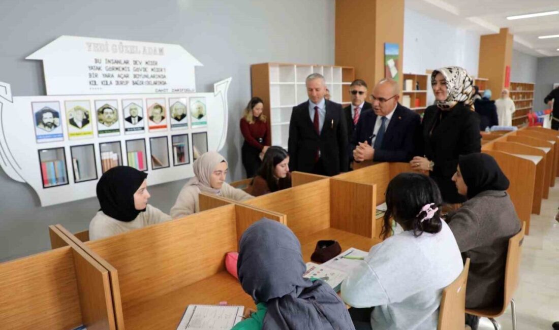 Ağrı Valisi Mustafa Koç ve eşi Neslihan Gül Koç, 12.