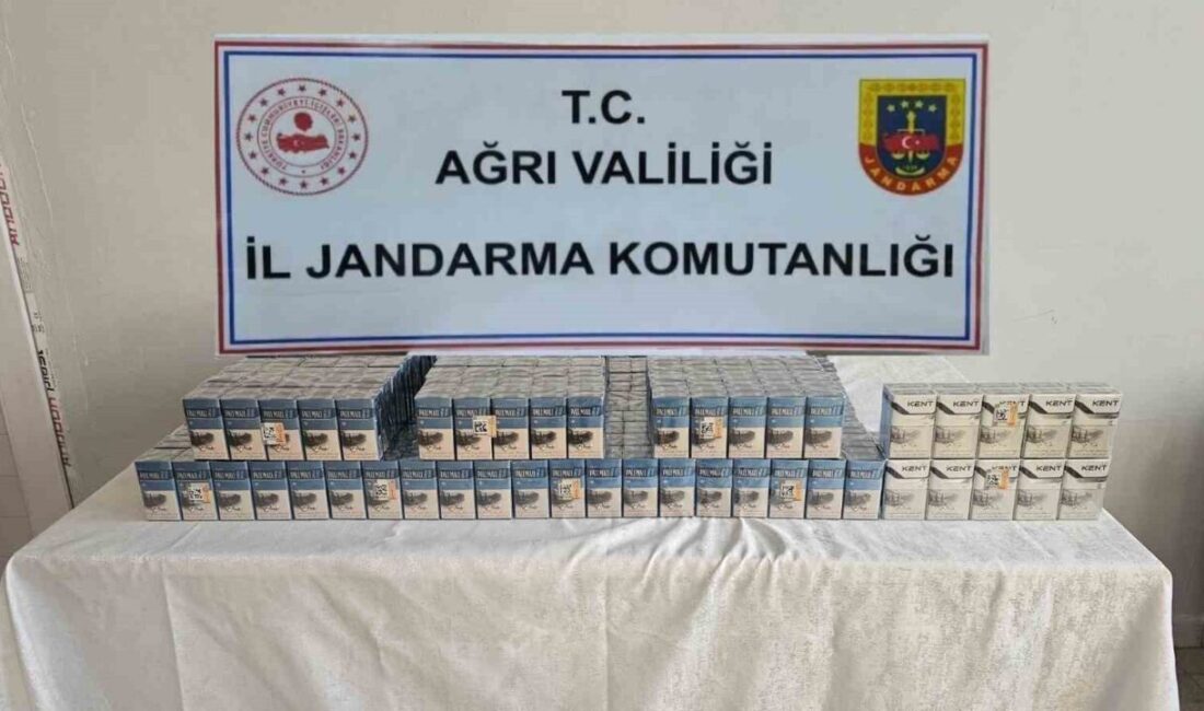 Ağrı’da bin 390 paket kaçak sigara yakalandı Ağrı'da jandarma ekipleri tarafından