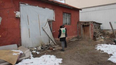 Ağrı'da dondurucu soğuklara rağmen Ağrı Umut Kervanı Derneği, ihtiyaç sahibi