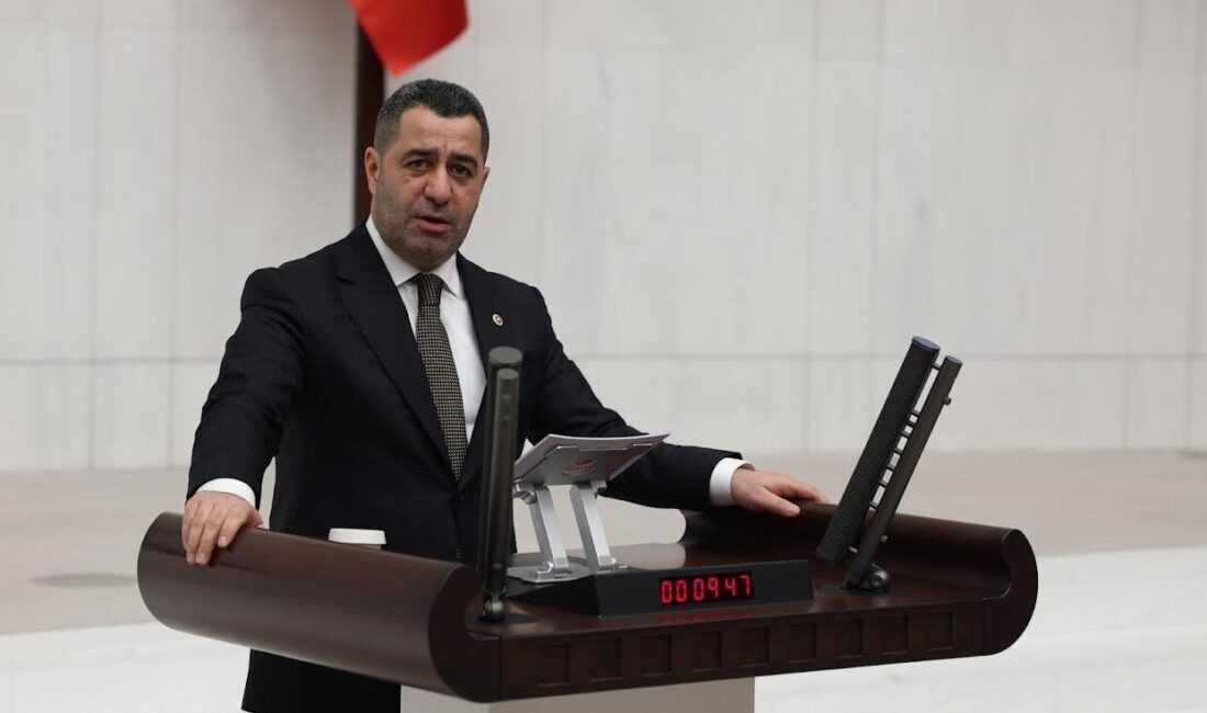 Suriye'nin gümrük vergilerindeki artış, Türkiye ile ticareti zorlarken, AK Parti