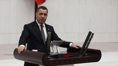 Suriye'nin gümrük vergilerindeki artış, Türkiye ile ticareti zorlarken, AK Parti