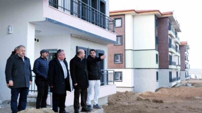 AK Parti Eskişehir İl Başkanı Gürhan Albayrak, Beylikova ilçesinde inşaatı