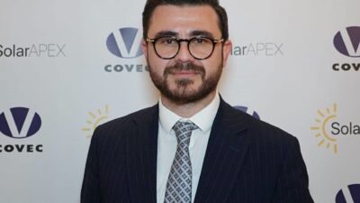AK Parti Kayseri İl Başkanlığı'na Hüseyin Okandan atanırken, görevi devreden