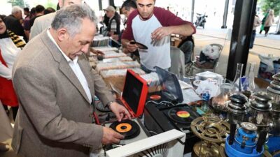 Kayseri'deki Antika Pazarı, tarihi ve kültürel bir buluşma noktası olarak