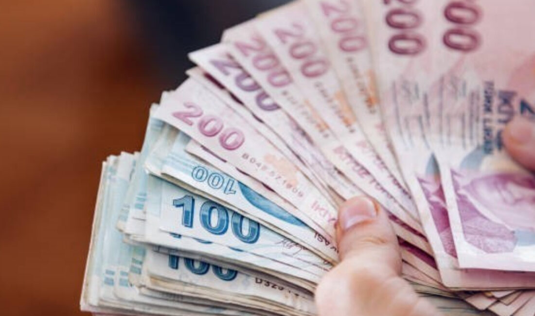 Asgari ücrete ara zam olur mu sorularına Çalışma ve Sosyal