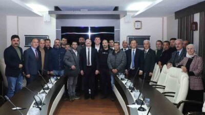 Atatürk Üniversitesi Rektörü Prof. Dr. Ahmet Hacımüftüoğlu, yıllardır süren işçi