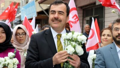 AK Parti Aydın’da günlerdir konuşulan yeni il başkanı belirlendi. Kendi