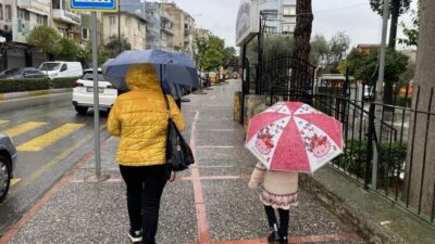 Aydın’da bu gece saatlerinden itibaren beklenen kuvvetli yağışlara karşı vatandaşlar