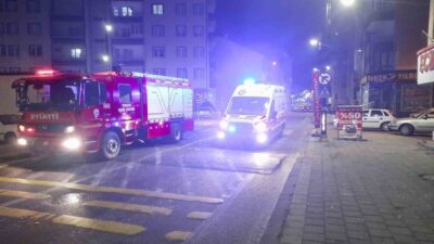 Sivas'ta Mevlana Mahallesi'nde meydana gelen tek taraflı trafik kazasında N.K.