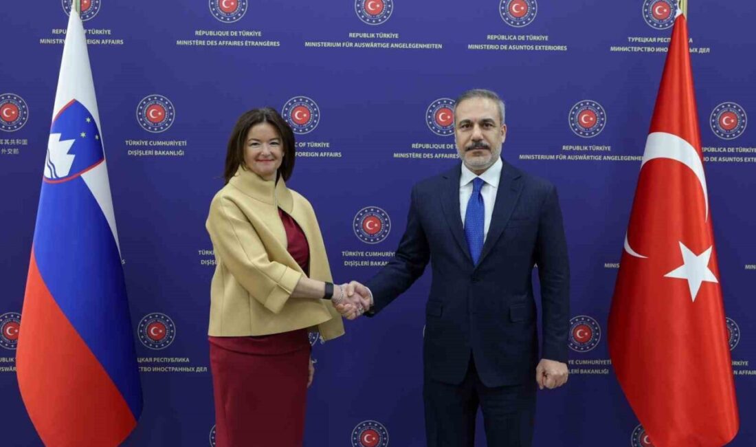 Bakan Fidan, Slovenya Başbakan Yardımcısı Fajon ile bir araya geldi Dışişleri Bakanı Hakan Fidan,