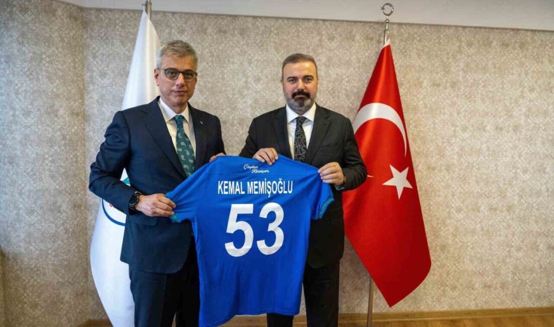 Sağlık Bakanı Kemal Memişoğlu, Rize ziyaretinde Cumhurbaşkanı Erdoğan ile Çaykur