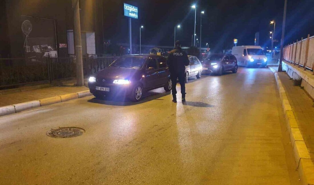 Balıkesir'de polis ekipleri, halkın güvenliği için yaptığı denetimde aranan 13