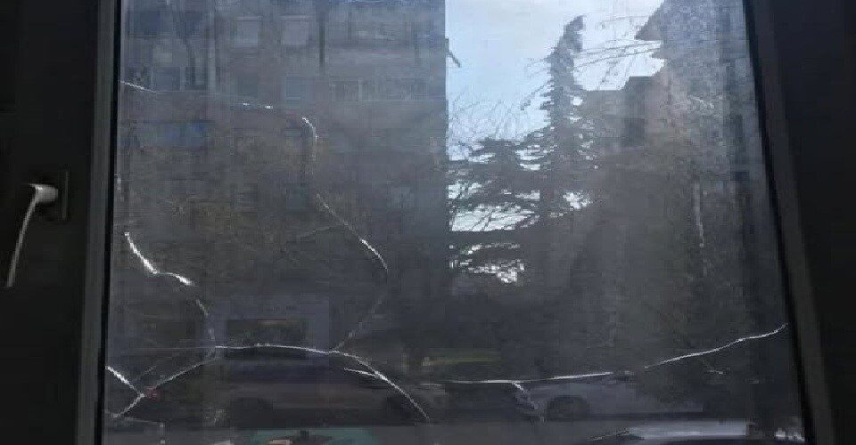 Bandırma’da Aile Sağlığı Merkezi’ne Saldırı! Balıkesir'in Bandırma ilçesindeki 10