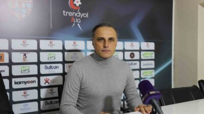 Bandırmaspor Teknik Direktörü Mustafa Gürsel, maçın zorluğuna rağmen takımının performansından