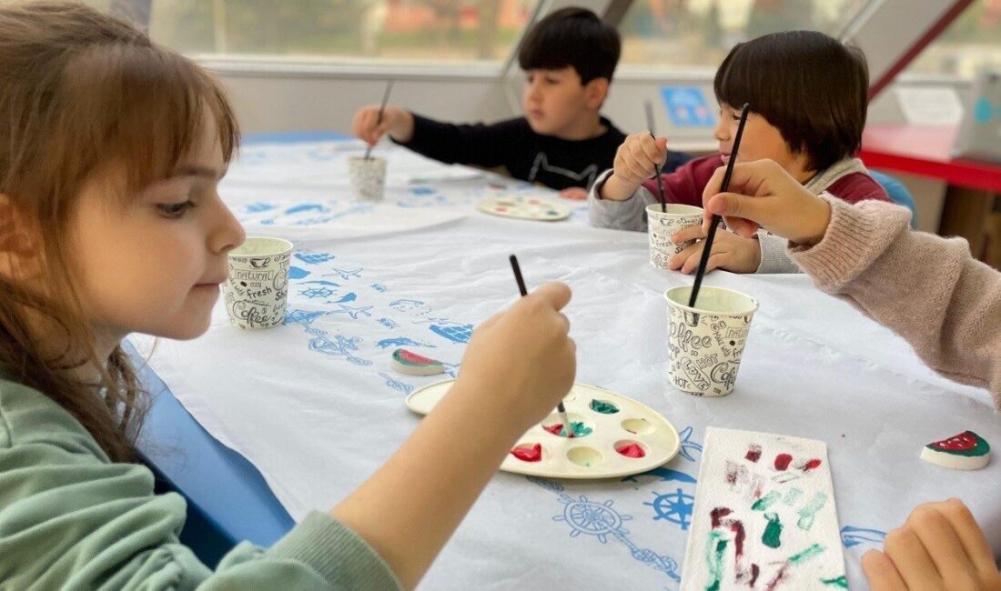 Başiskele Belediyesi, çocukların yarıyıl tatilini eğlenceli ve verimli geçirmeleri için