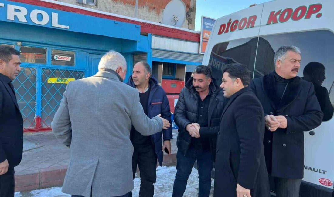 MHP Kars İl Başkanı Tolga Adıgüzel, Digor ziyaretinde esnafları ziyaret