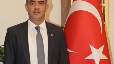 Koçarlı Belediye Başkanı Özgür Arıcı, gazetecilerin toplumun aydınlanmasındaki önemine vurgu